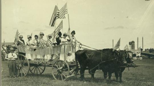 votes for women suffragist wagon