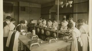 Duluth cooking class, 1920s